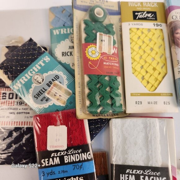 Vintage Lot Of Sewing Trims Wrights Rick Rack Bias Tape Folded Braid Hem Tape Qu - Picture 12 of 12